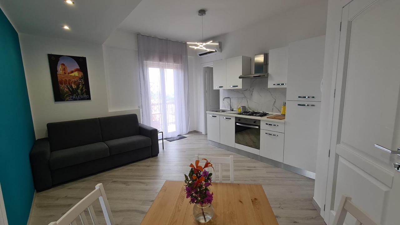 Alberira Apartments Palermo Bagian luar foto