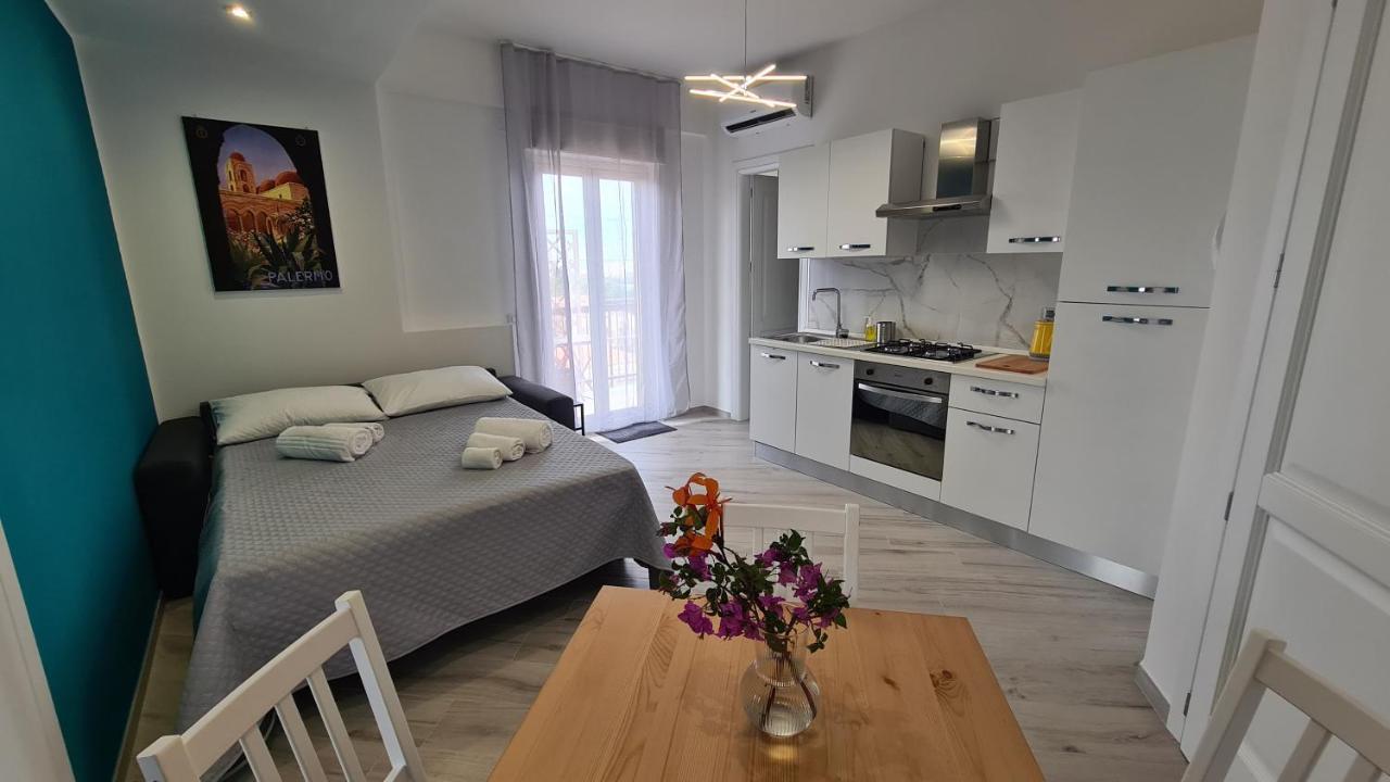 Alberira Apartments Palermo Bagian luar foto